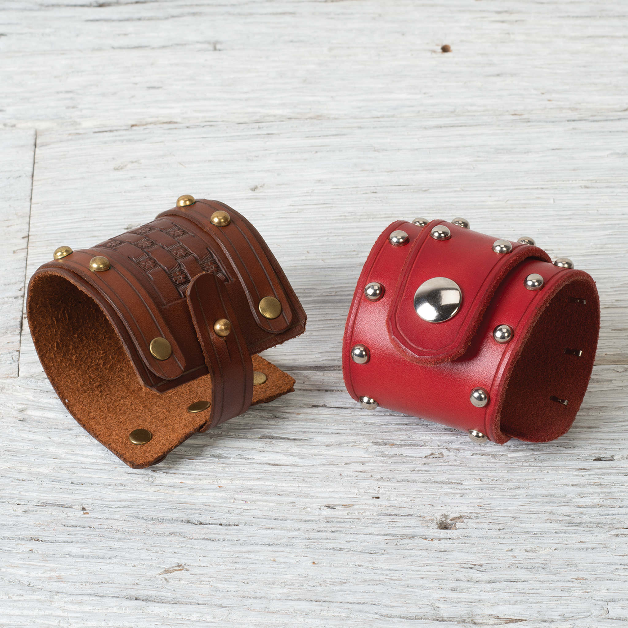 1007–2200-double-cap-rivets-1.webp