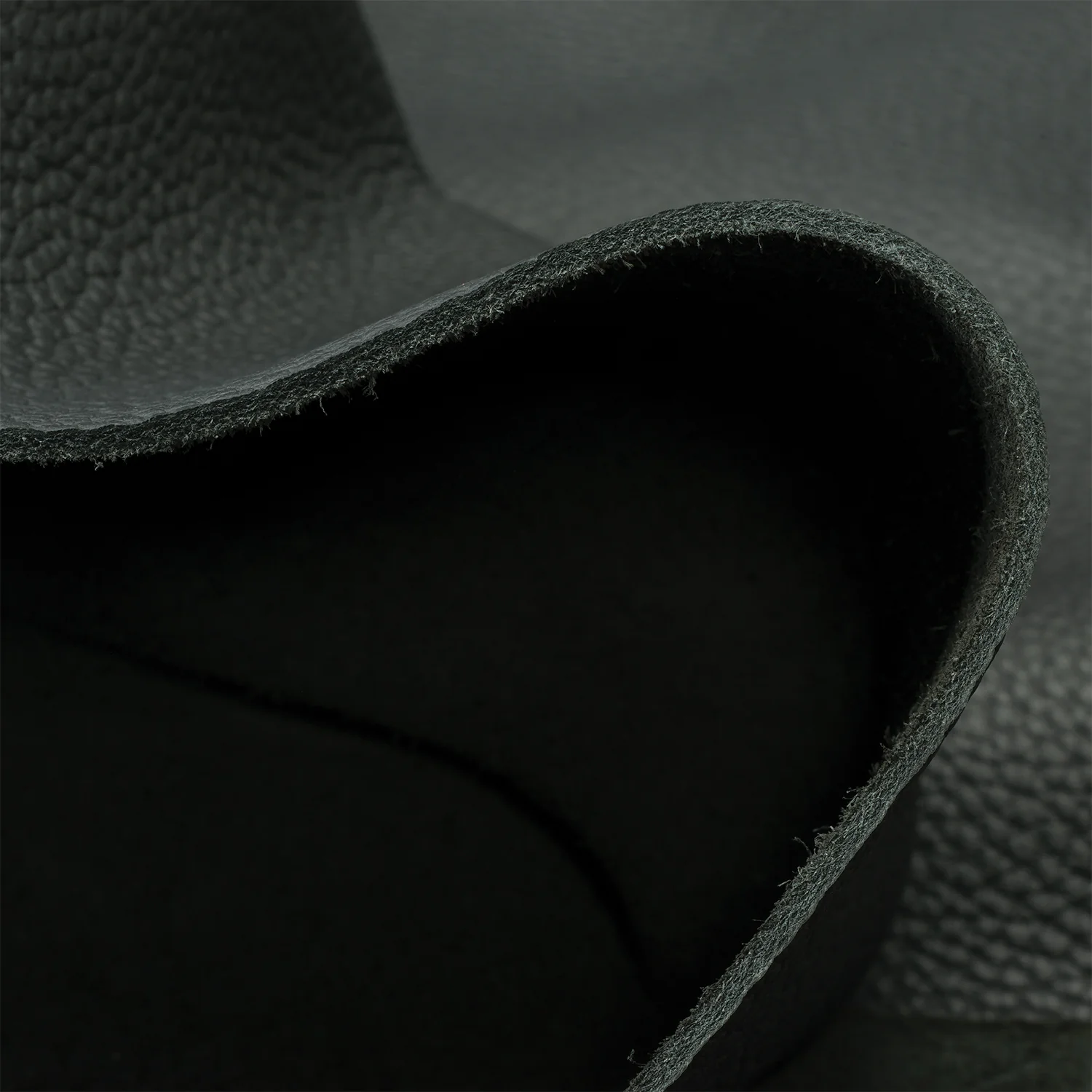 10318-telfair-soft-chrome-tanned-leather-7-8-oz–1.webp
