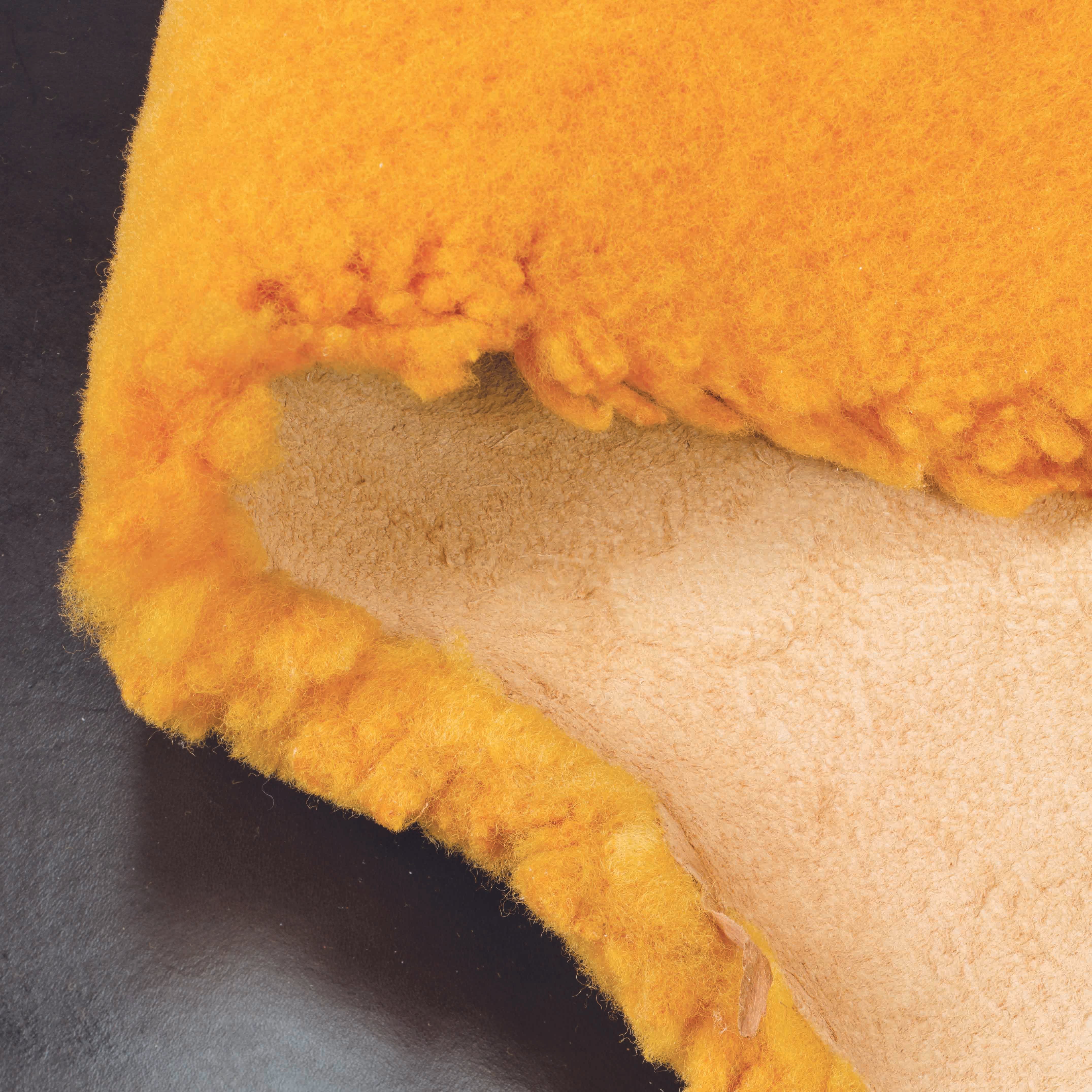 Veg Tanned Saddle Shearling, Rich Golden