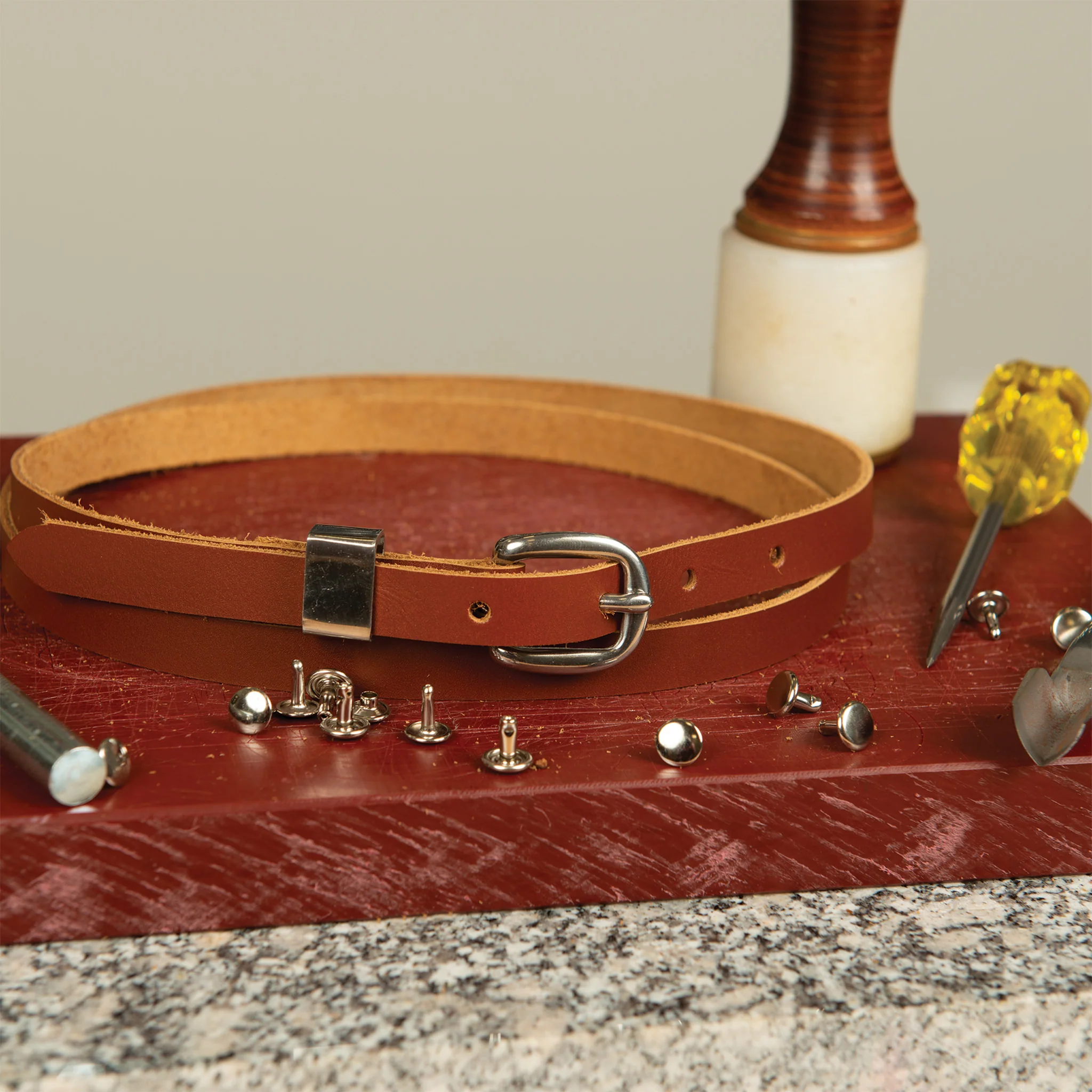 1910–510-buckle-1.webp