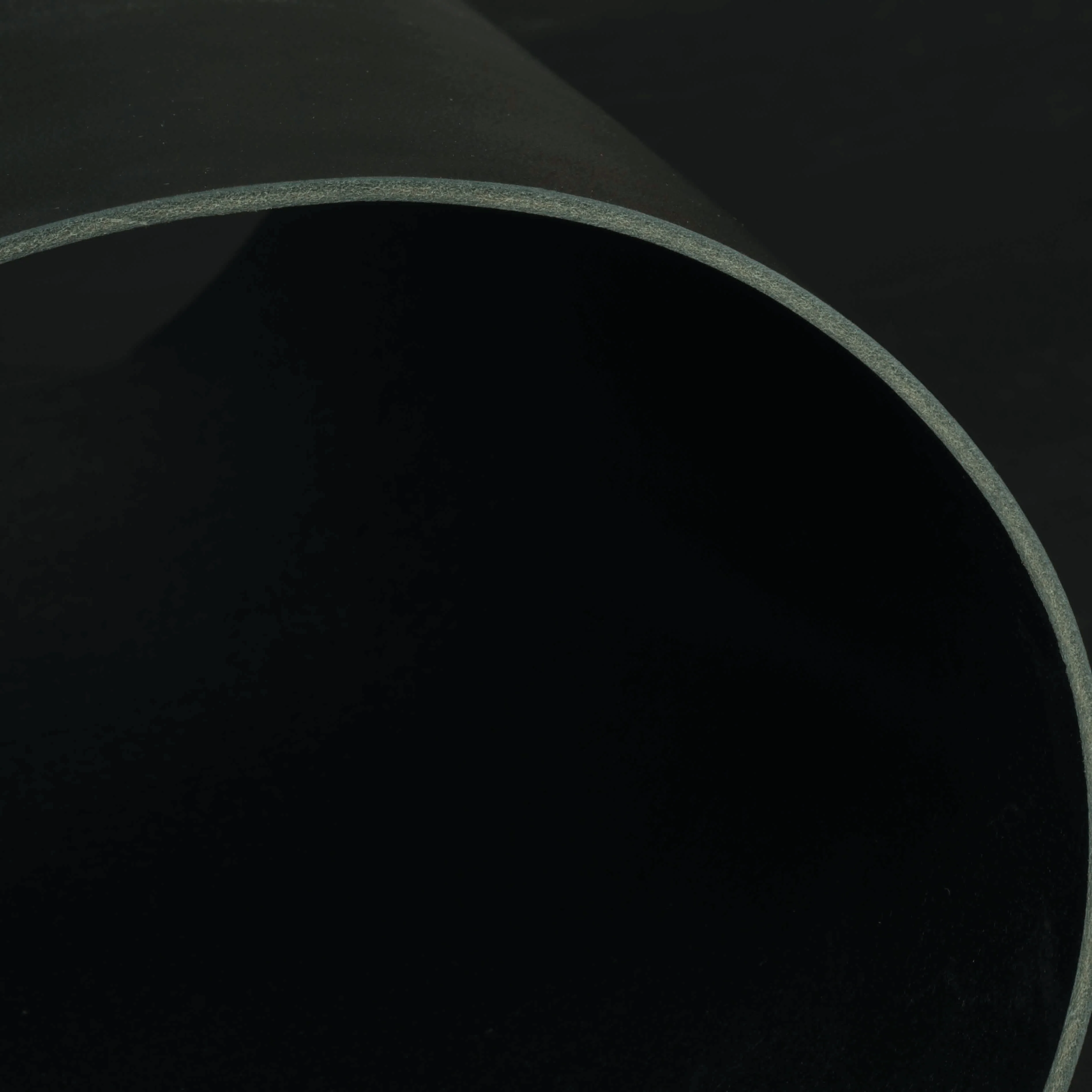 Black Haircell Plate V-Cut Double Shoulders