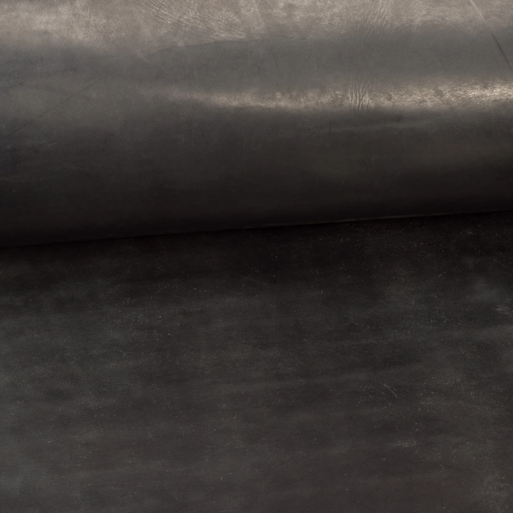 CHAHINLEATHER® Black Heavy Harness Leather