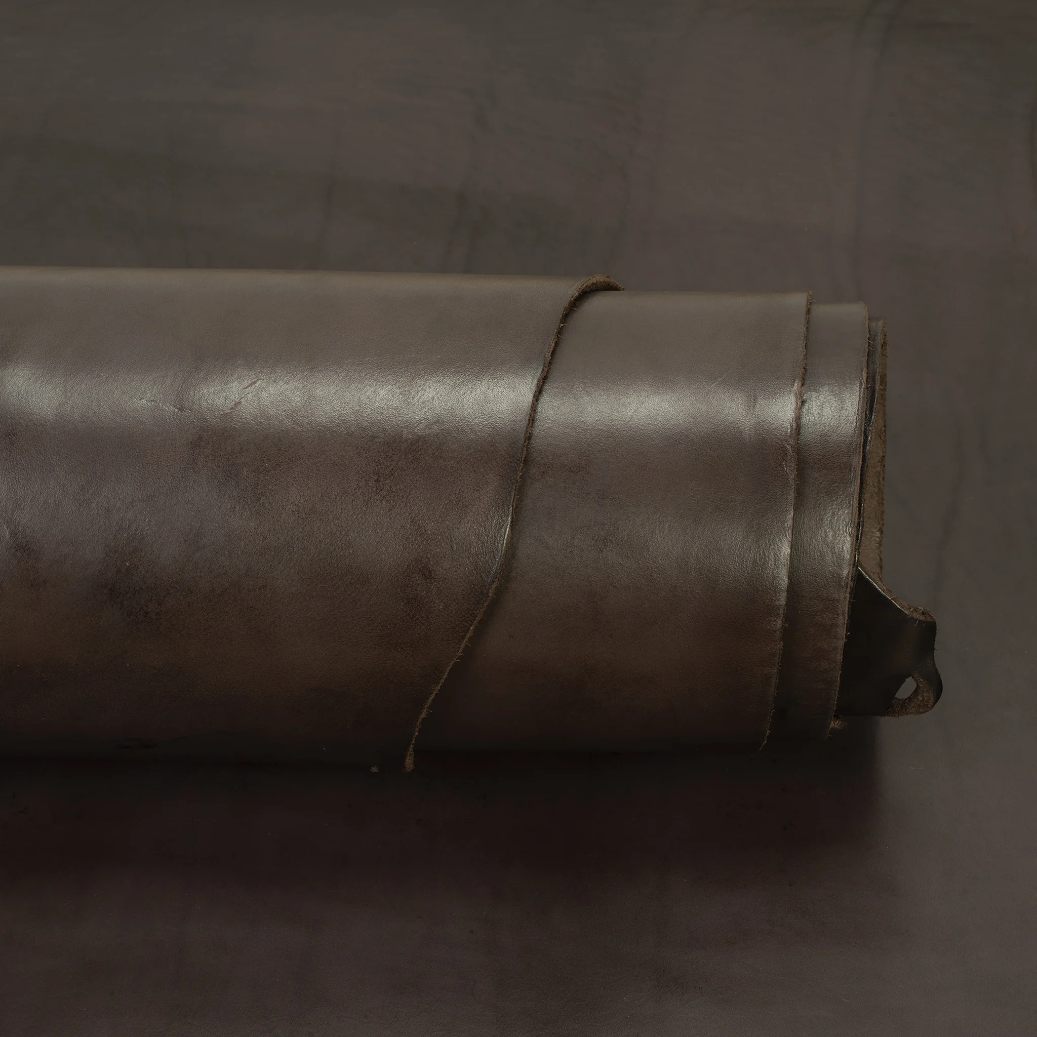 6029-chahinleather-saddle-skirting-leather-1.webp