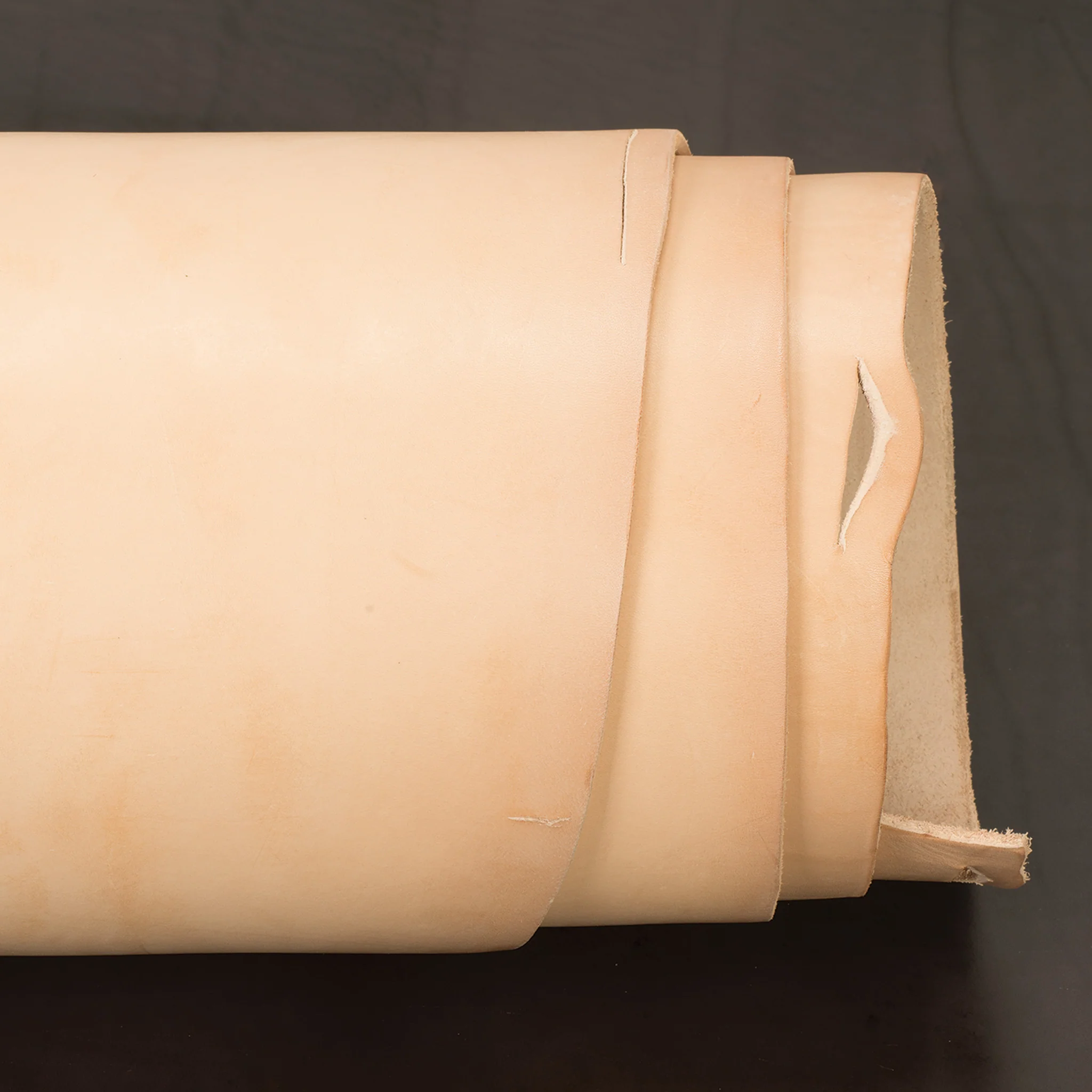 6029-chahinleather-saddle-skirting-leather-1.webp