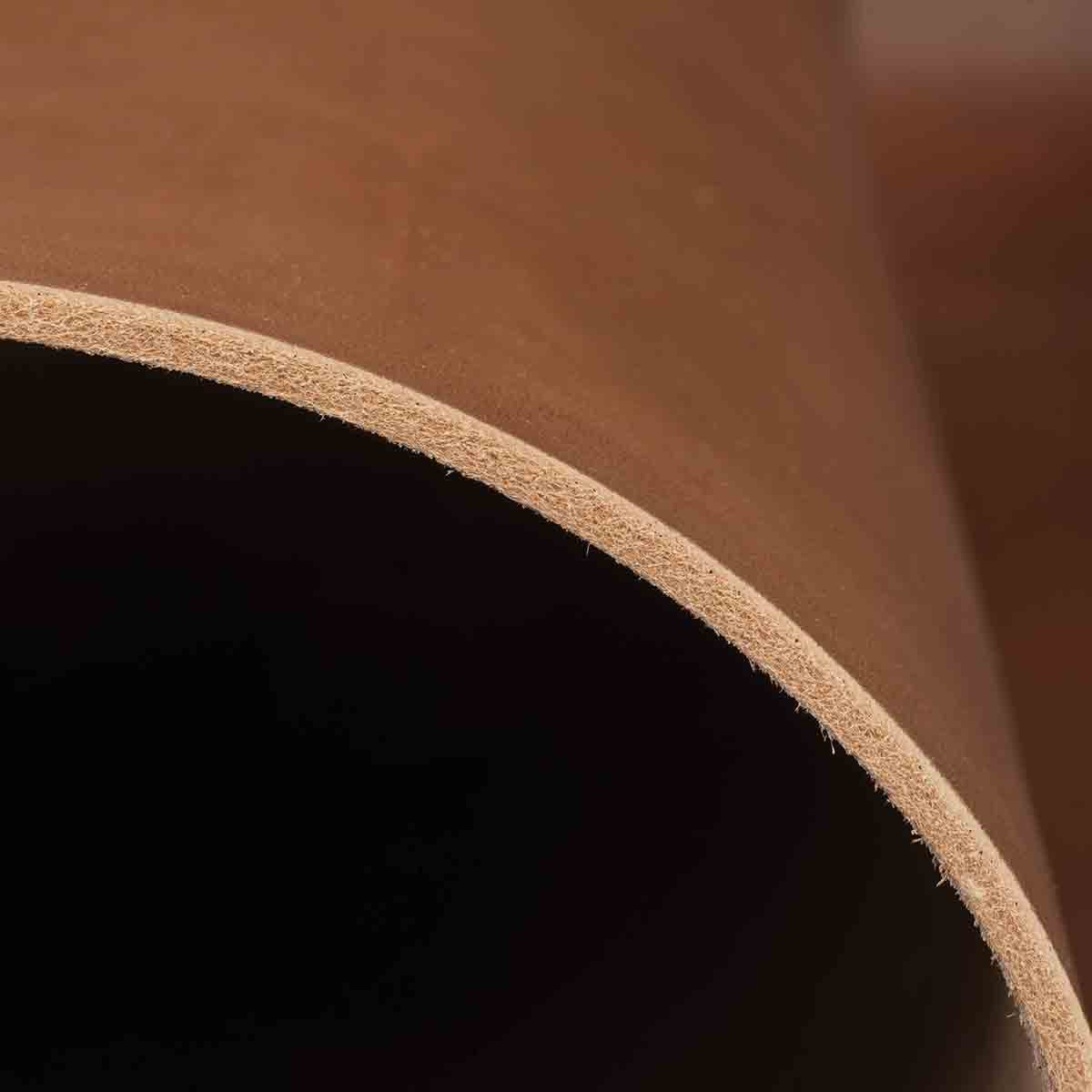 7347-hermann-oak-bridle-leather-sides-1.webp