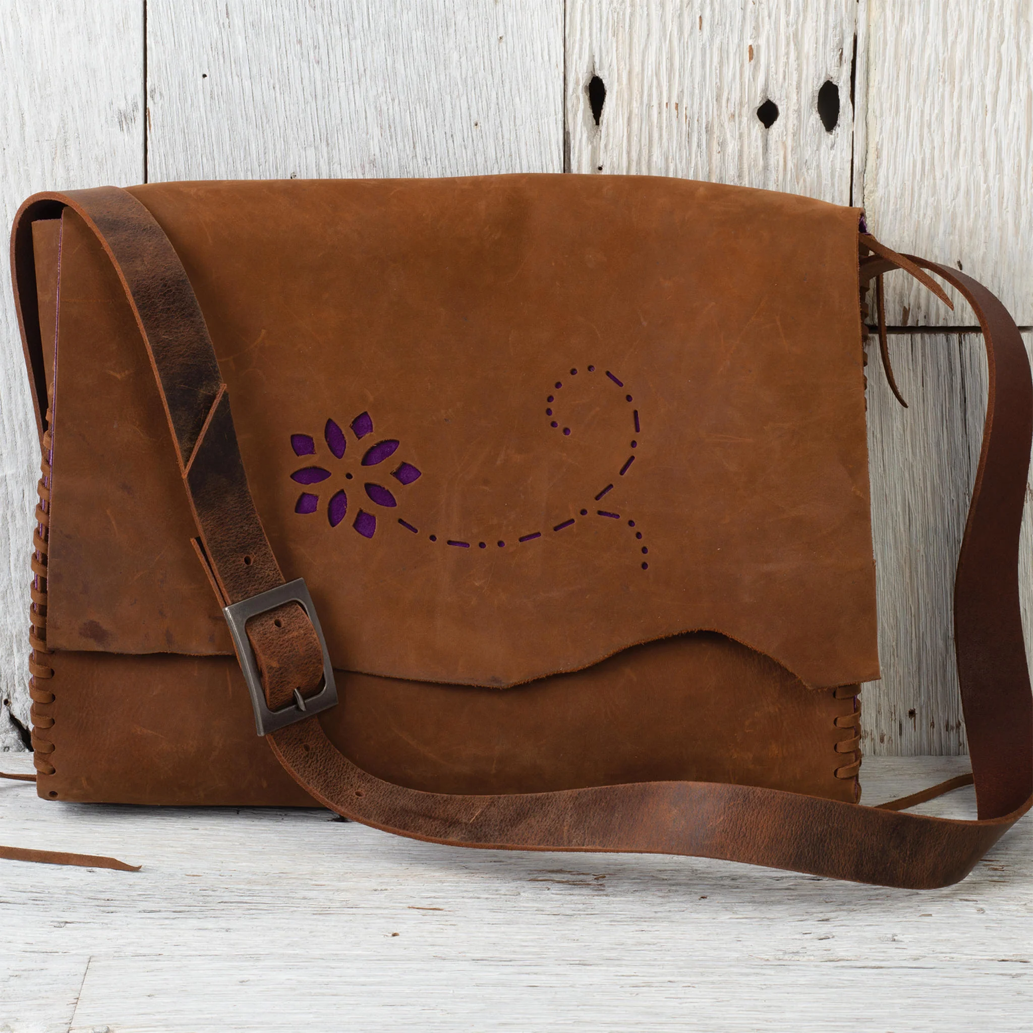 8271-matte-chrome-tanned-water-buffalo-leather-5-6-oz-bark-brown-1.webp