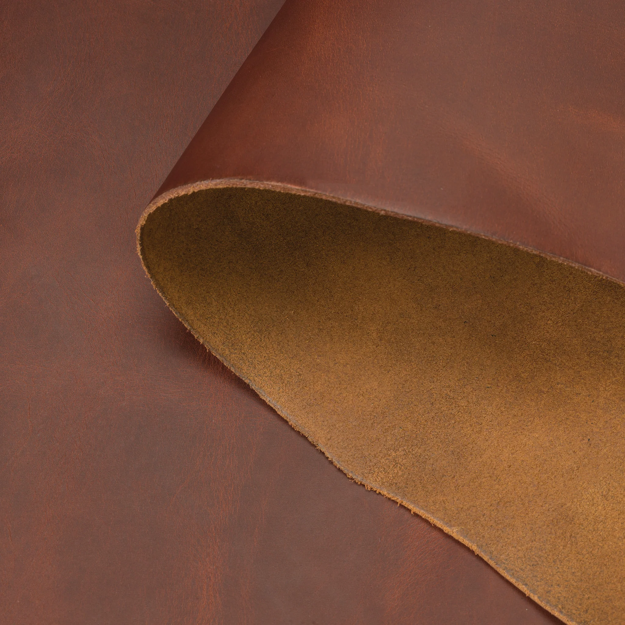 9585-sample-jasper-chrome-pull-up-leather-side-4-to-5-oz–1.webp