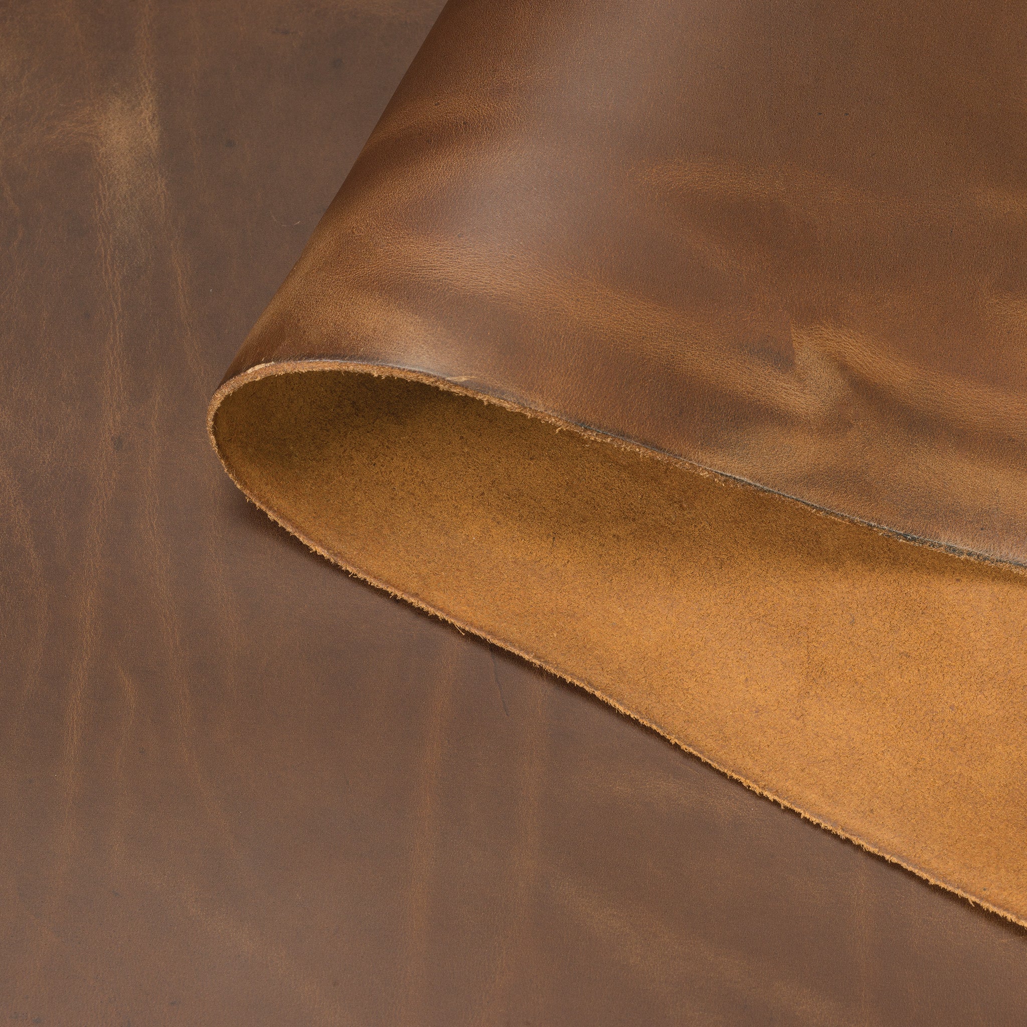 9585-sample-jasper-chrome-pull-up-leather-side-4-to-5-oz–1.webp