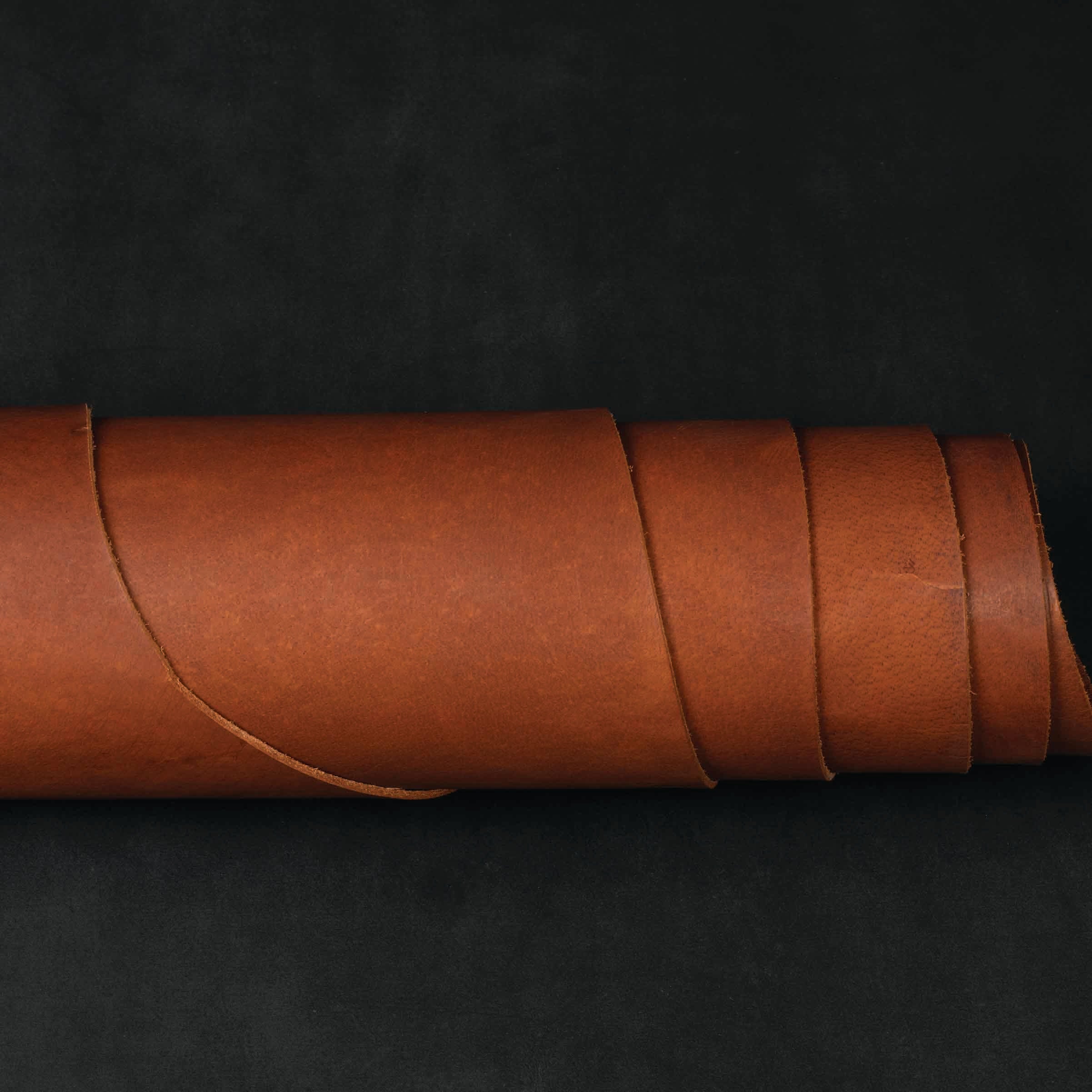 9780-sample-water-buffalo-leather-single-bend-1.webp